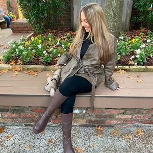 Brand: SHEIN 
Style: Brown faux leather jacket